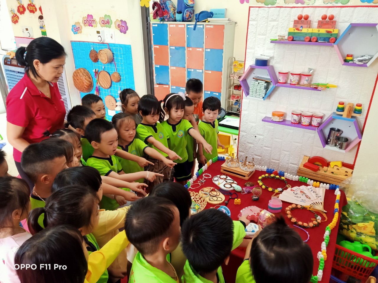 z2845837976394 12db69344a372f98a88930b7e5332c62