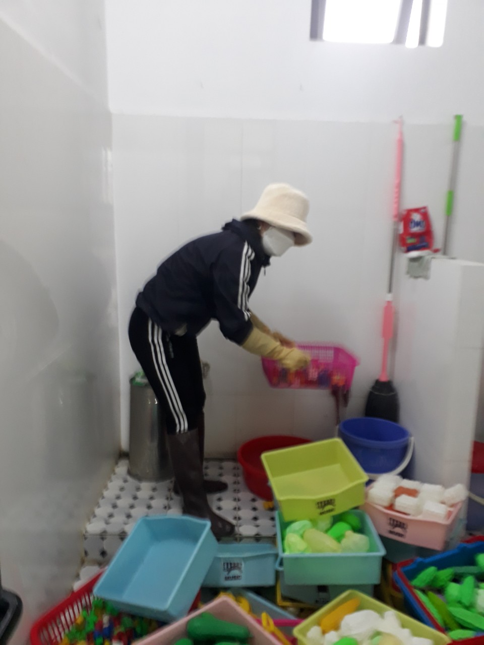 z3026527945436 f354f1b45bf10793968095fe05dd8146