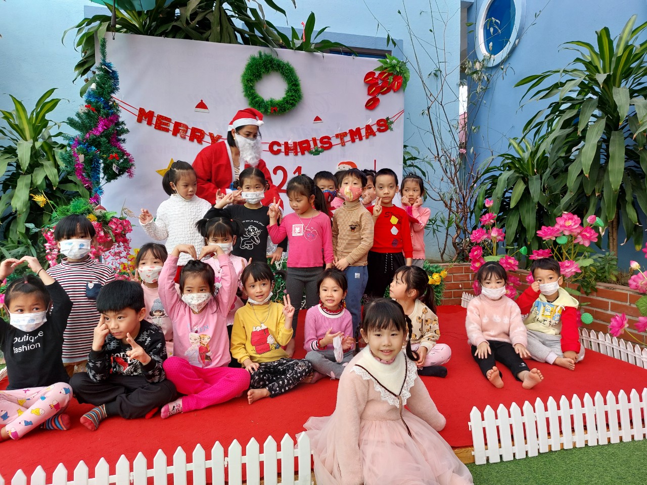 z3050591505121 6963d519bb5aa0d56a72477ce2412ec9