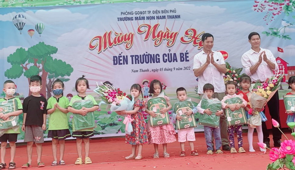 z3697409443085 80b8135e53412dc6c4f1b1a454593b7a