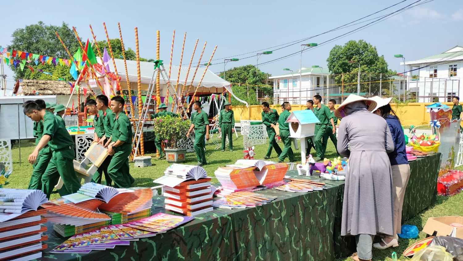 z4354900453627 473ce7d5e9166d51267045ceac528f98