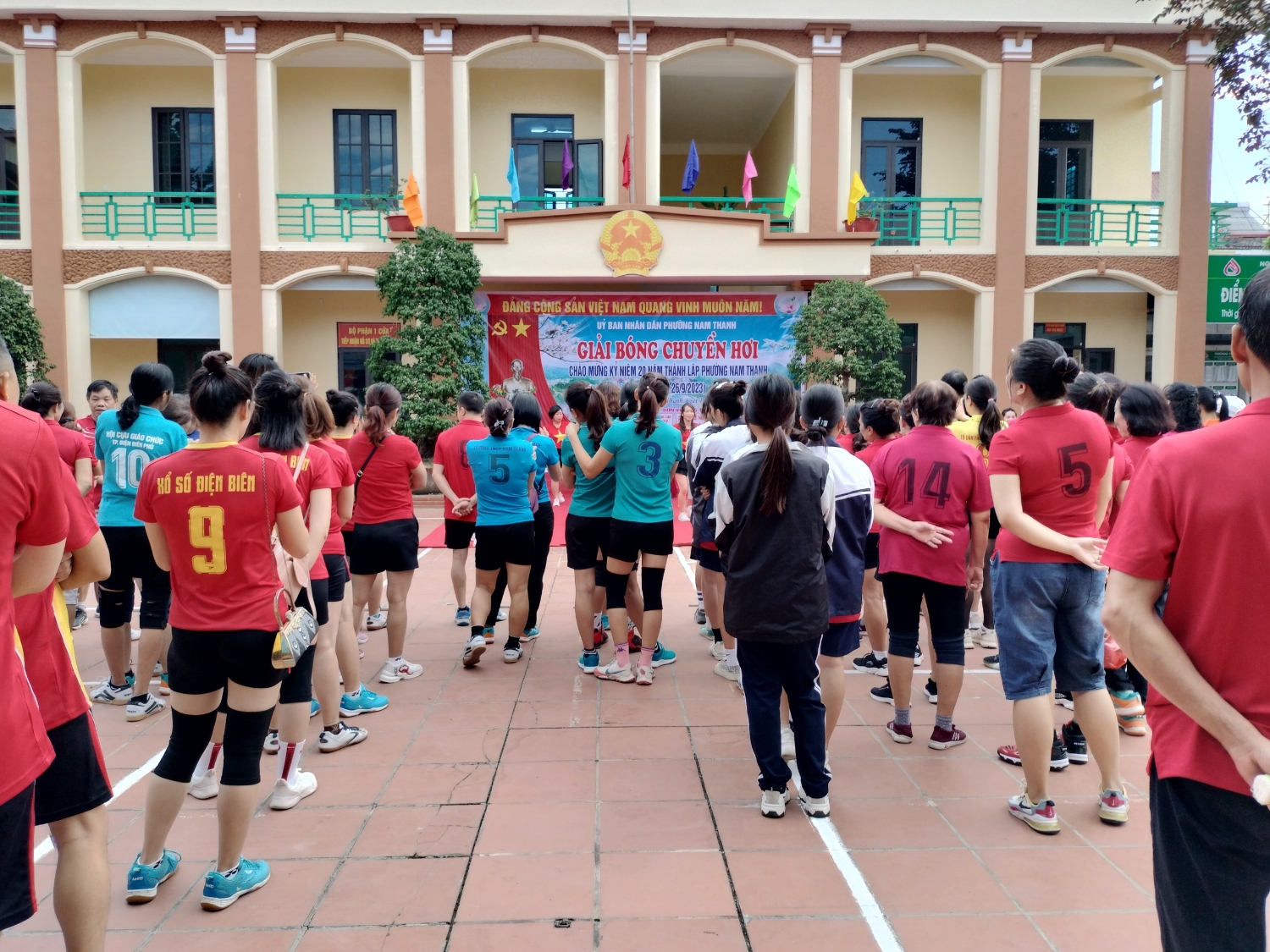 z4697440911995 d7d894600f8d7d3356e0df18e0f1b364