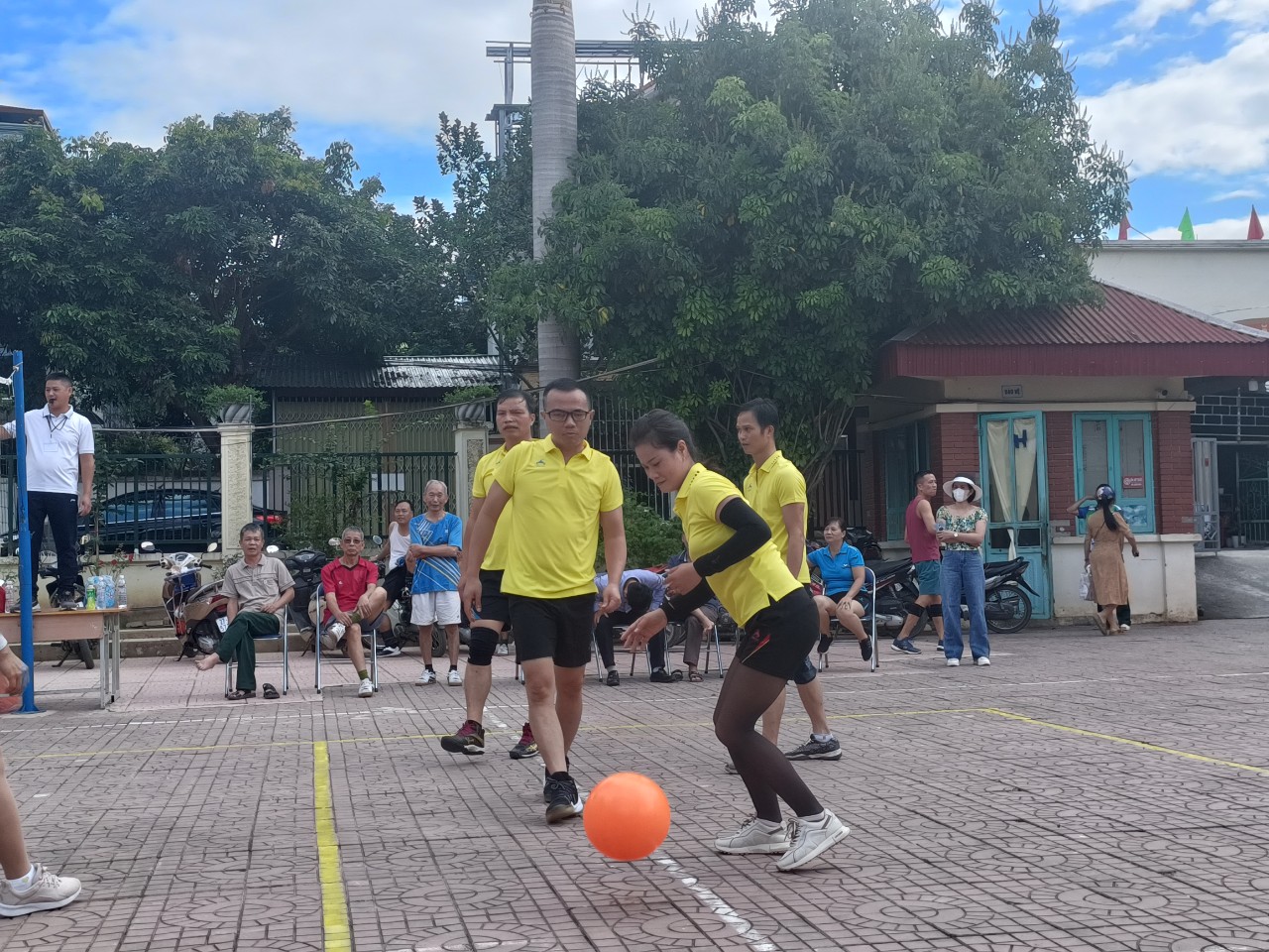 z4697622544189 a8f7557bddd2b038b798628ff7775991