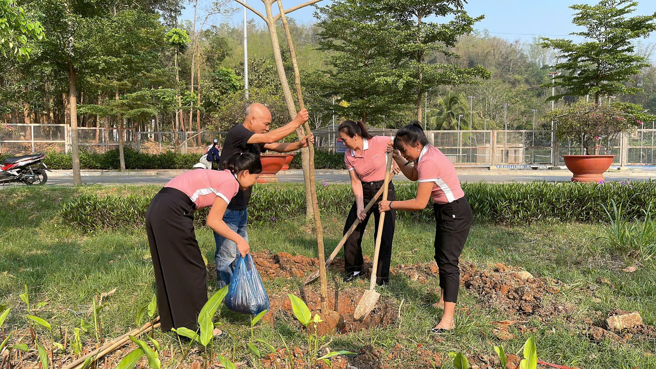 z6490345007094 9991e1b6af199a51476ea1fa15cfdf45