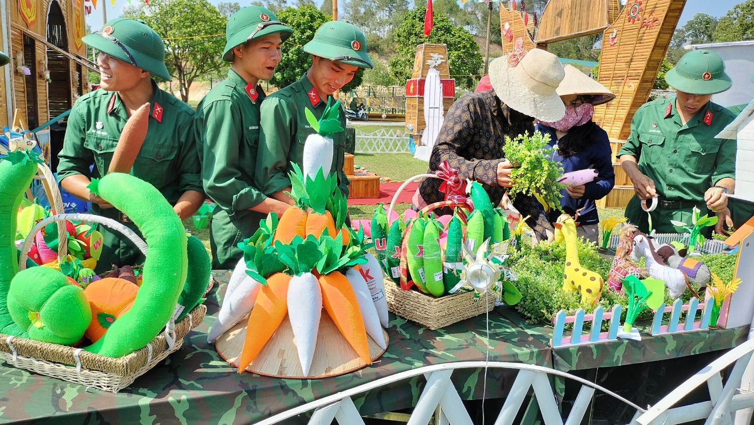 ĐOÀN THANH NIÊN TRƯỜNG MẦM NON NAM THANH THAM GIA HỘI TRẠI TRUYỀN THỐNG CHÀO MỪNG KỶ NIỆM 50 NĂM NGÀY TRUYỀN THỐNG TRUNG ĐOÀN 82 (19/5/1973-19/5/2023)
