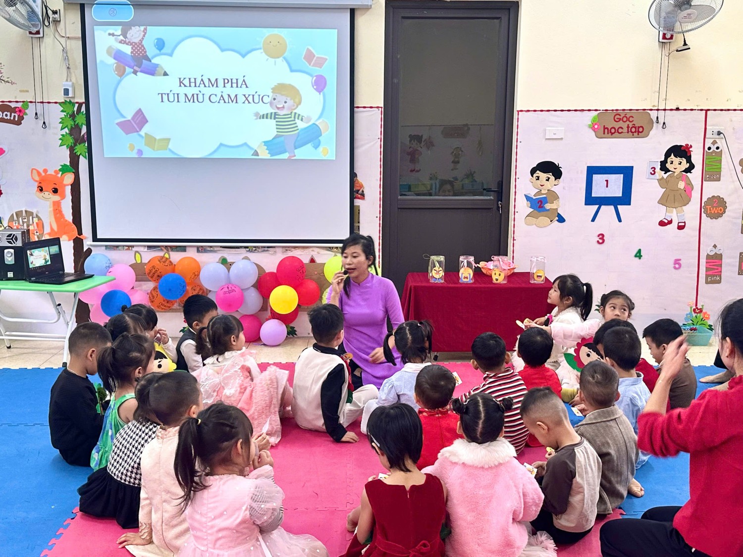 z7166211185048 52200105d79a6959e2f5bd930c853e02