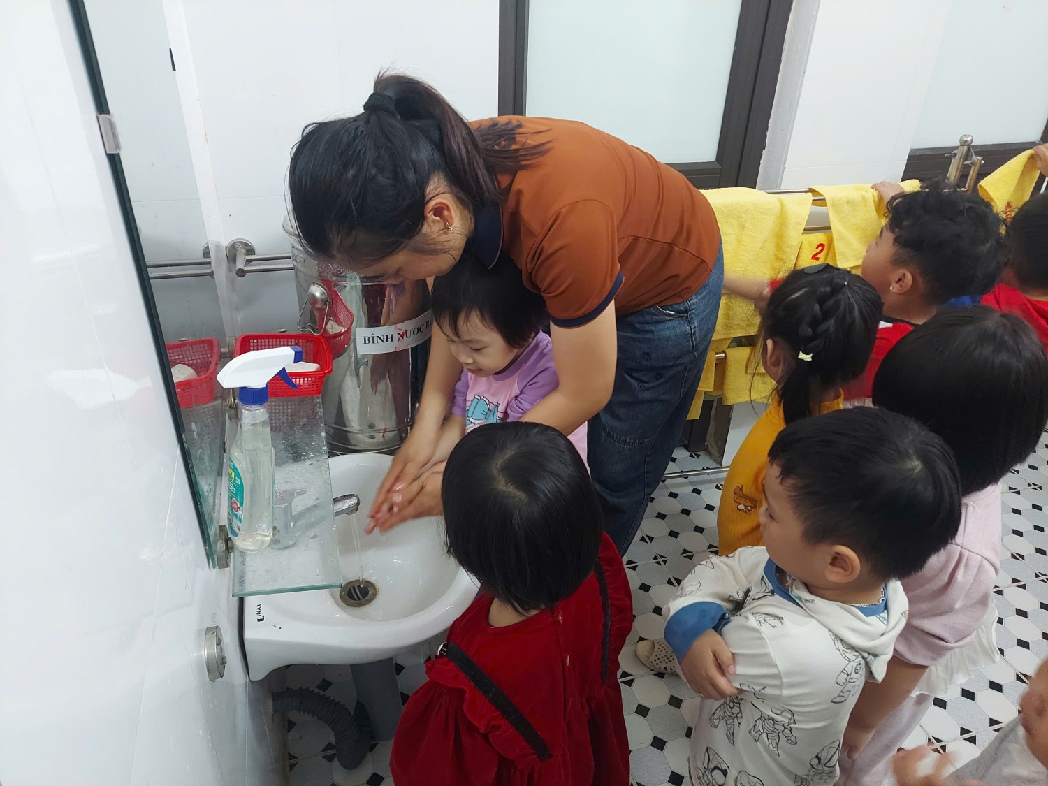 z7170357385689 db3b9c4285277f5b904f3c8a6da28231