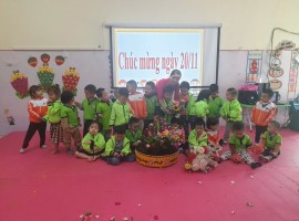 Tham gia hoạt động ngoài trời của bé 3 tuổi